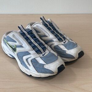 Nike Women's Xccelerate Mule White and Blue Slip on Sneakers